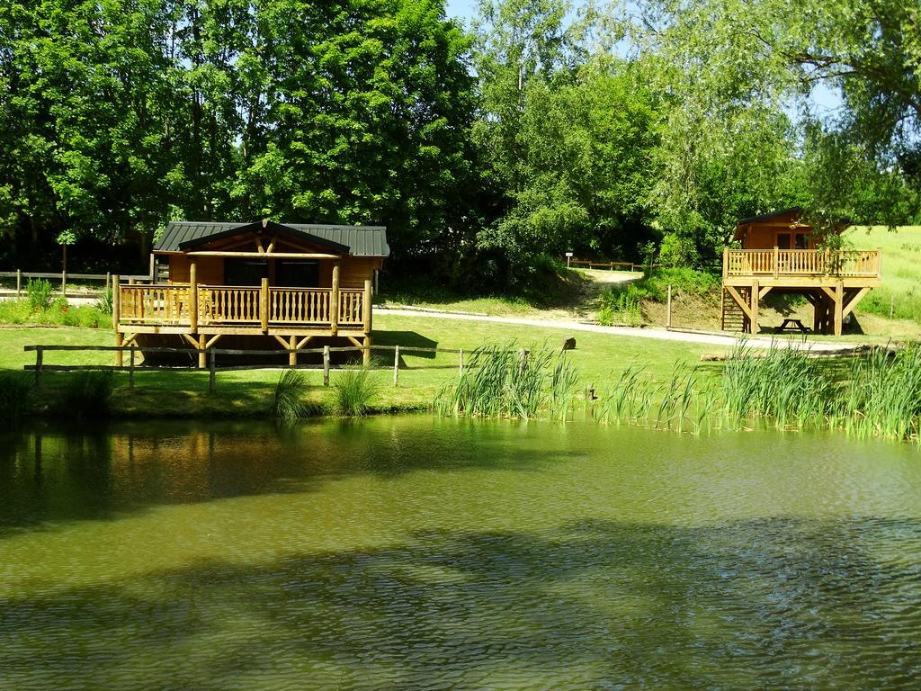 Hotel Etangs Du Moulin Suzy Exterior foto