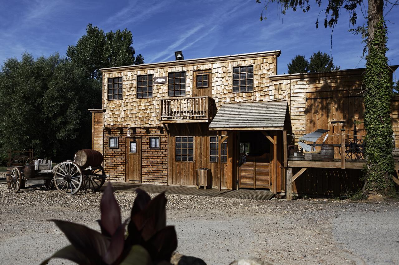 Hotel Etangs Du Moulin Suzy Exterior foto